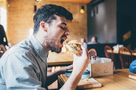 fotos en restaurantes hombres